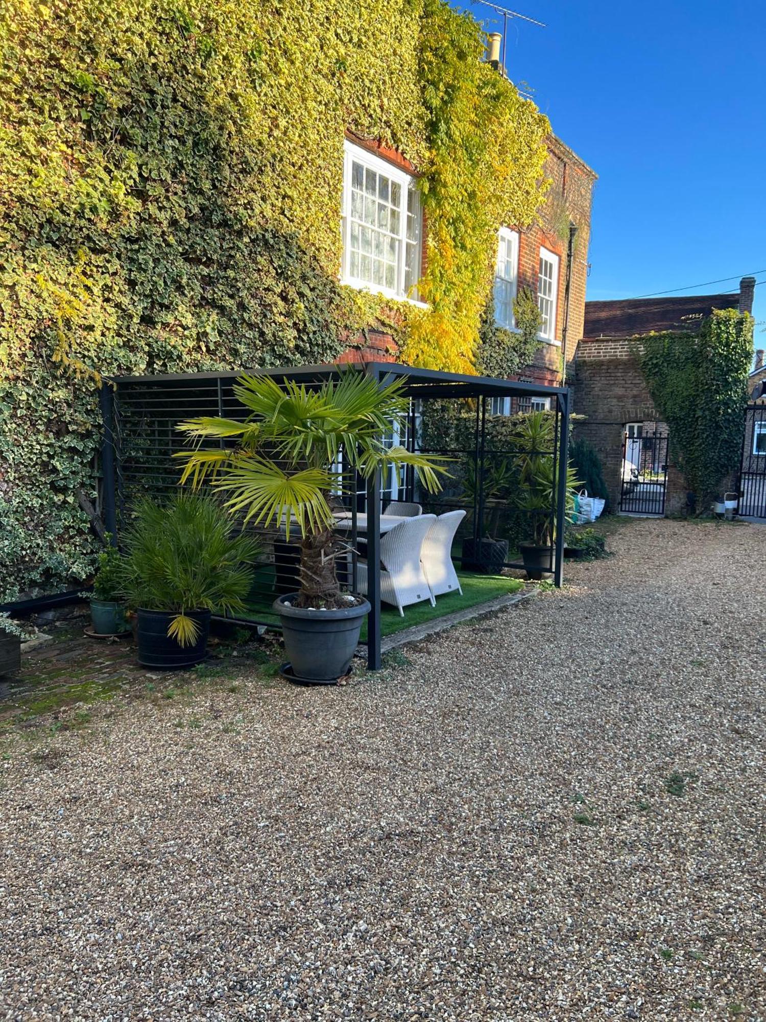 Harmondsworth Hall Exteriér fotografie